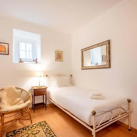 A Fairytale House * Σίντρα