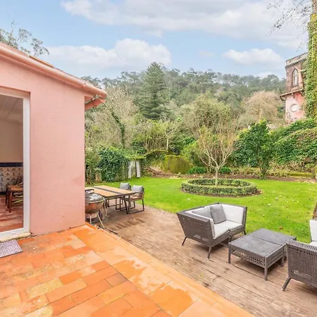Ferienhaus A Fairytale House Sintra
